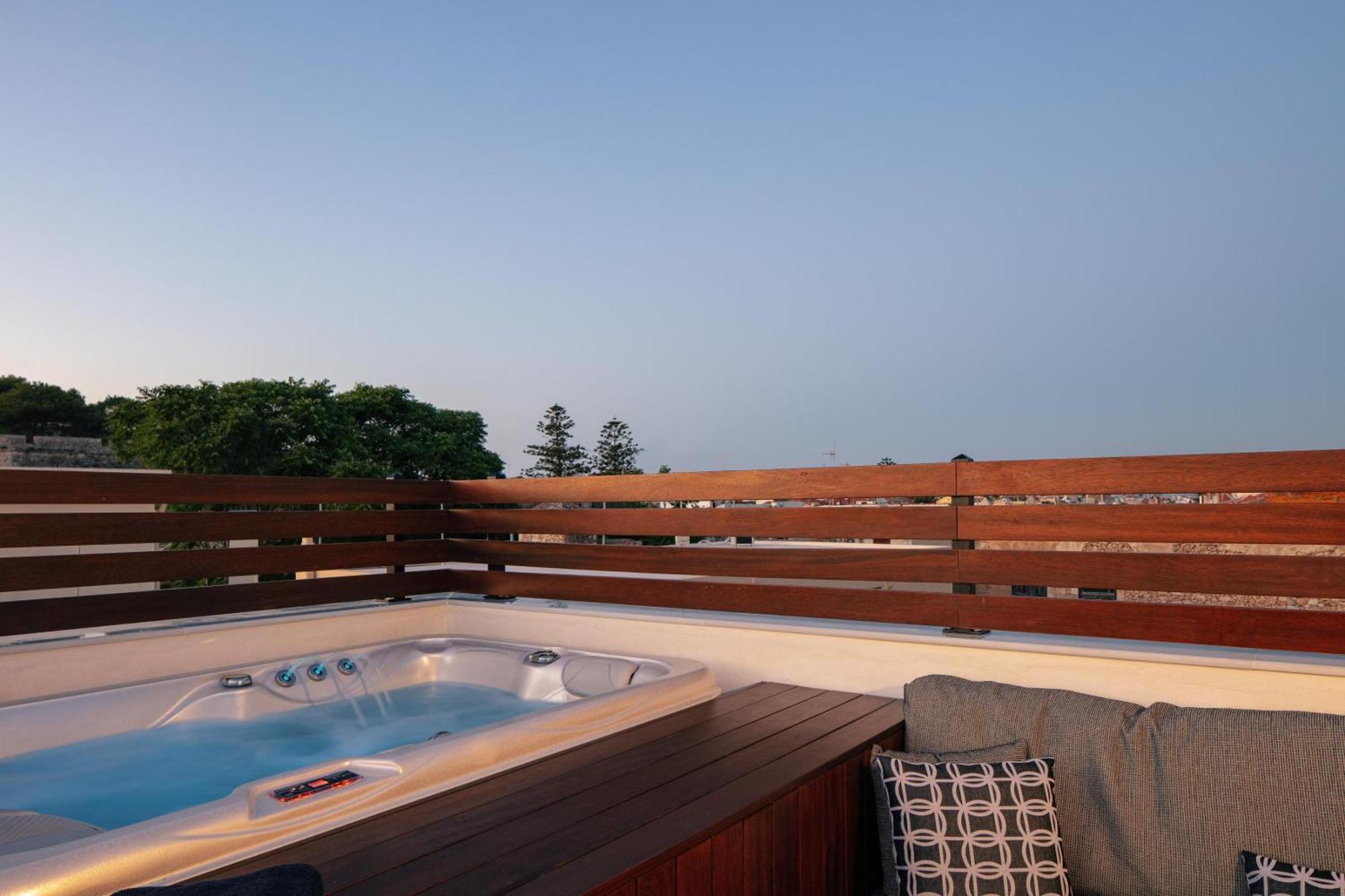 Le Bijou Luxury Suites Rethymno Zewnętrze zdjęcie